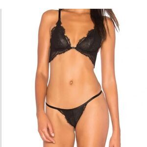 Intimately Free People NWT You’re So Great Black Lace Underwire Bra Size 34B